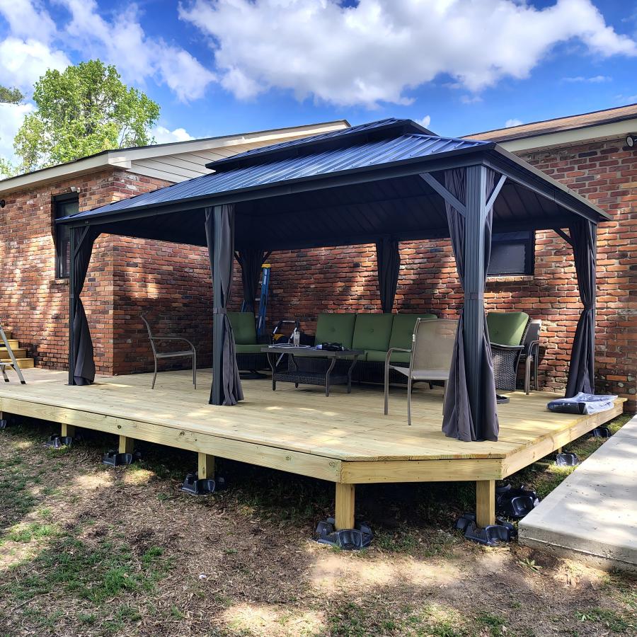 PURPLE LEAF Hardtop Tuinpaviljoen Essential met Warmwitte Verlichting, Gegalvaniseerd Stalen Dak, Aluminium Frame, Gordijnen en Klamboe – Grijs