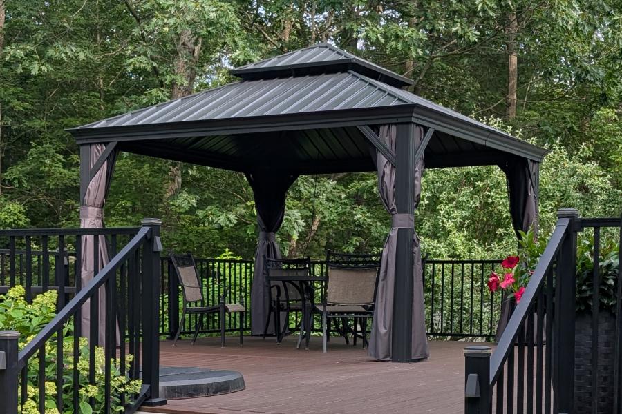 Purple Leaf tuinpaviljoen met verzinkt stalen dak