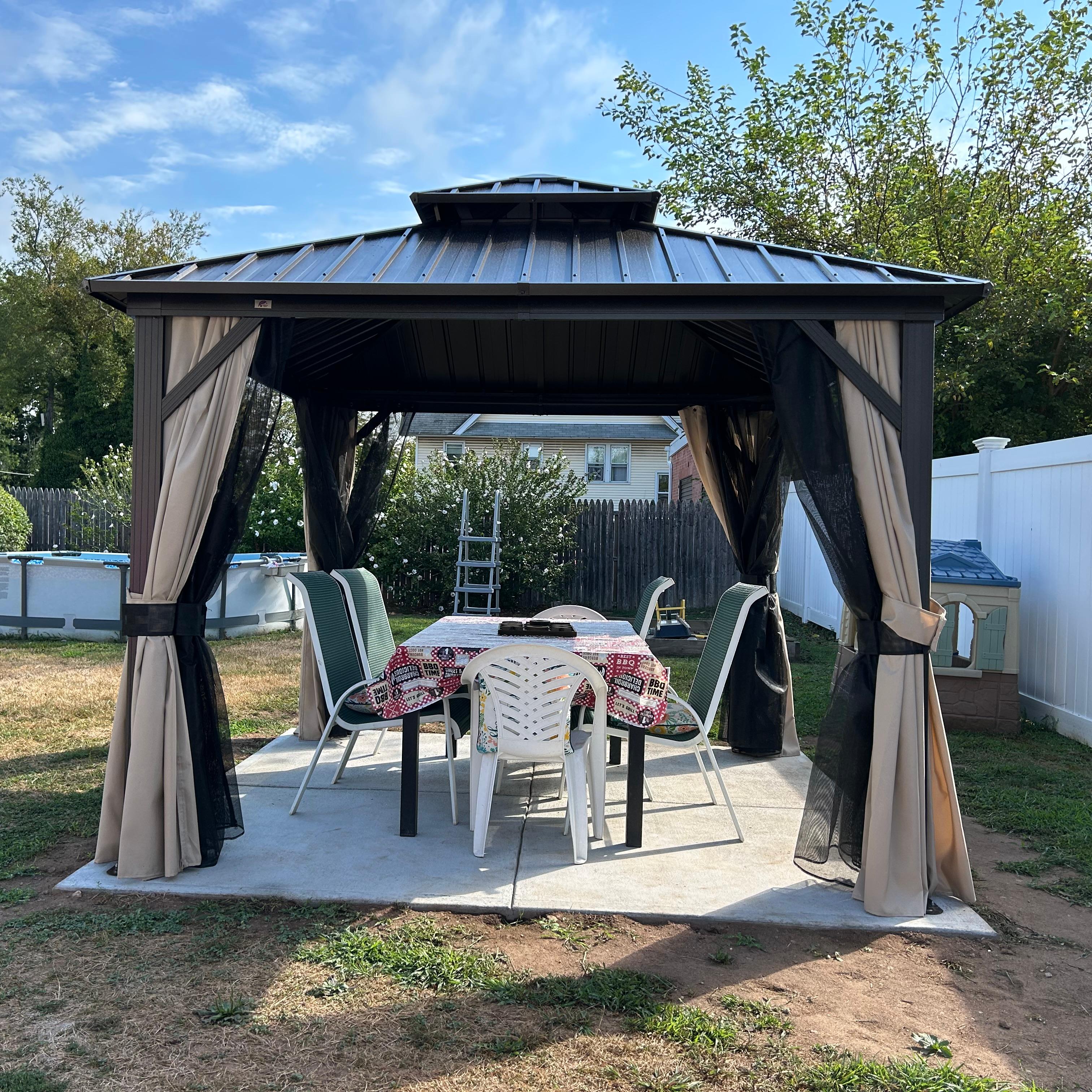 PURPLE LEAF Hardtop Tuinpaviljoen Essential met Neutraal witte LED-verlichting , Gegalvaniseerd Stalen Dak, Aluminium Frame, Gordijnen en Klamboe – Brons